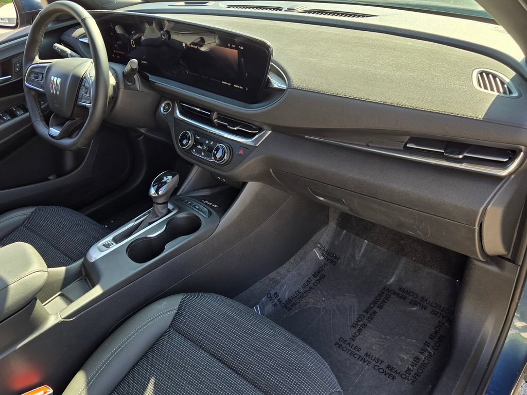 Used 2025 Buick Envista Preferred w/ Convenience I Package FWD image 17