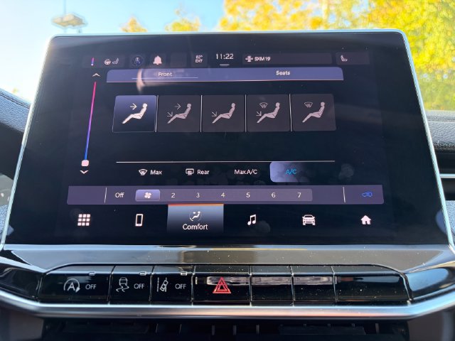 Used 2023 Jeep Compass Latitude AWD/4WD image 18