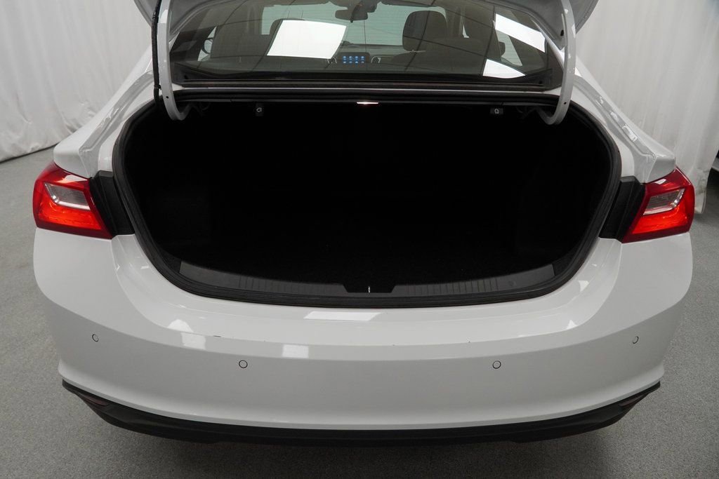 Used 2024 Chevrolet Malibu LT image 44