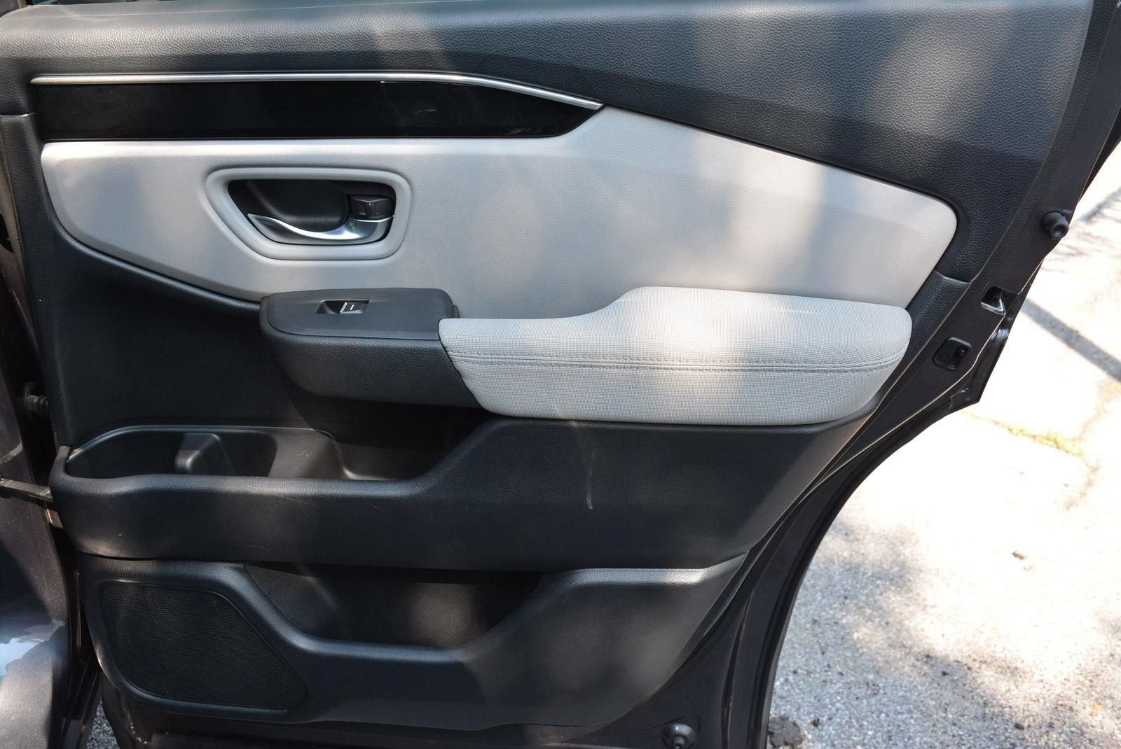 Used 2023 Honda Pilot LX image 18
