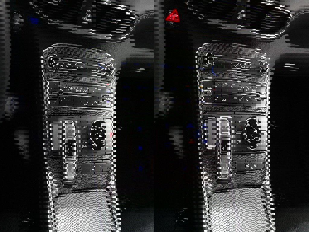 Certified 2023 Hyundai Santa Fe SEL image 13