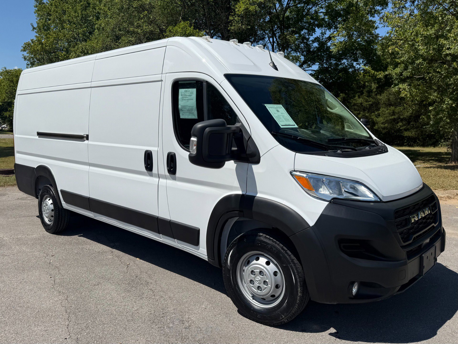 Used 2023 RAM ProMaster 3500 w/ Convenience Group image 1