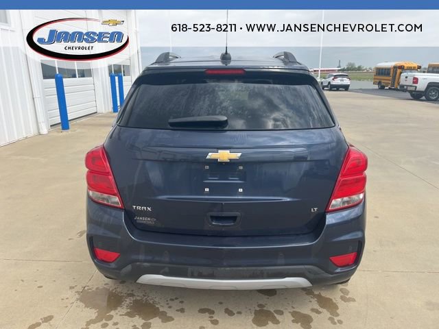 Used 2018 Chevrolet Trax LT w/ Sun & Sound Package image 5