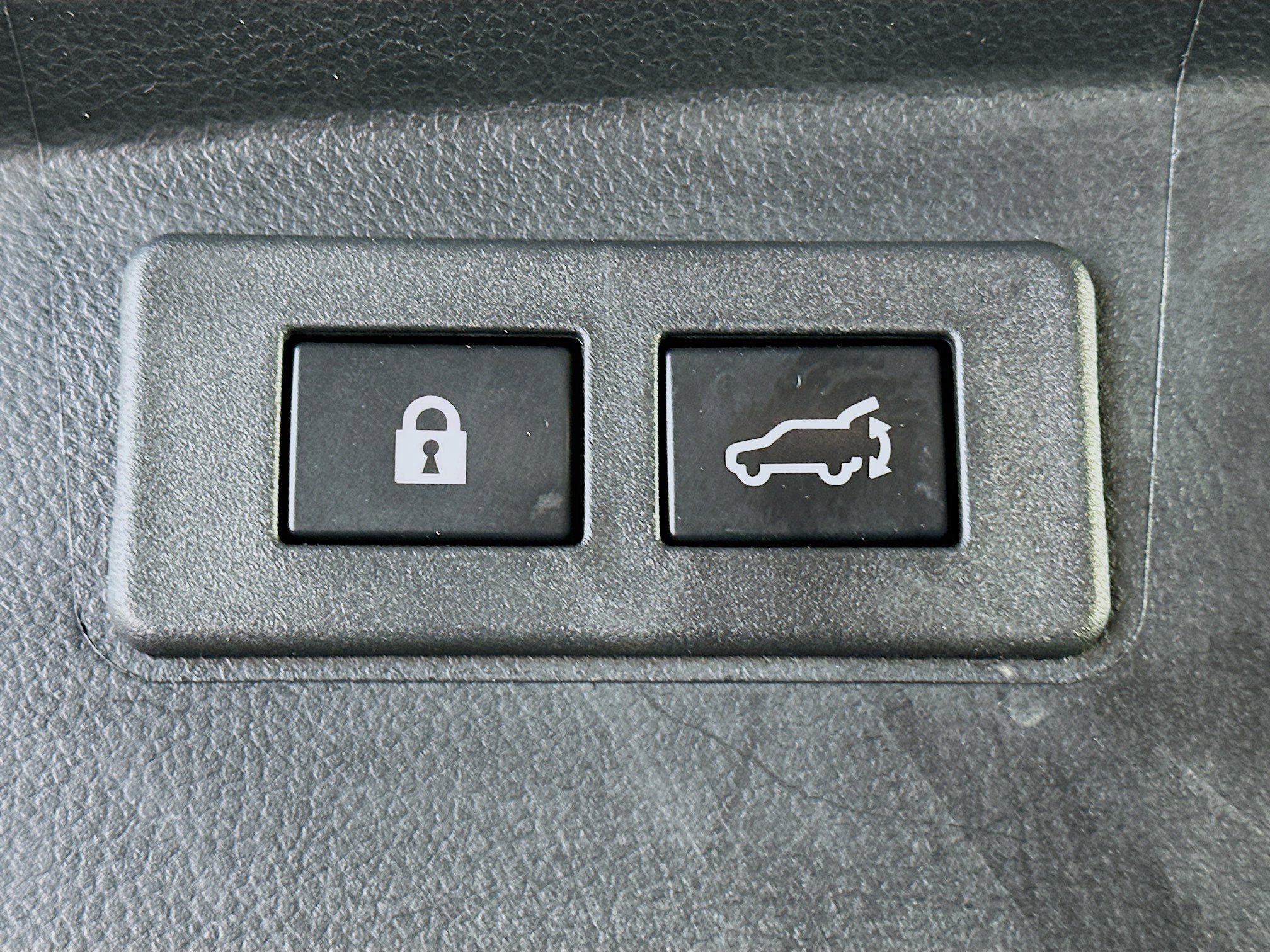 Used 2025 Subaru Outback Premium AWD/4WD image 28