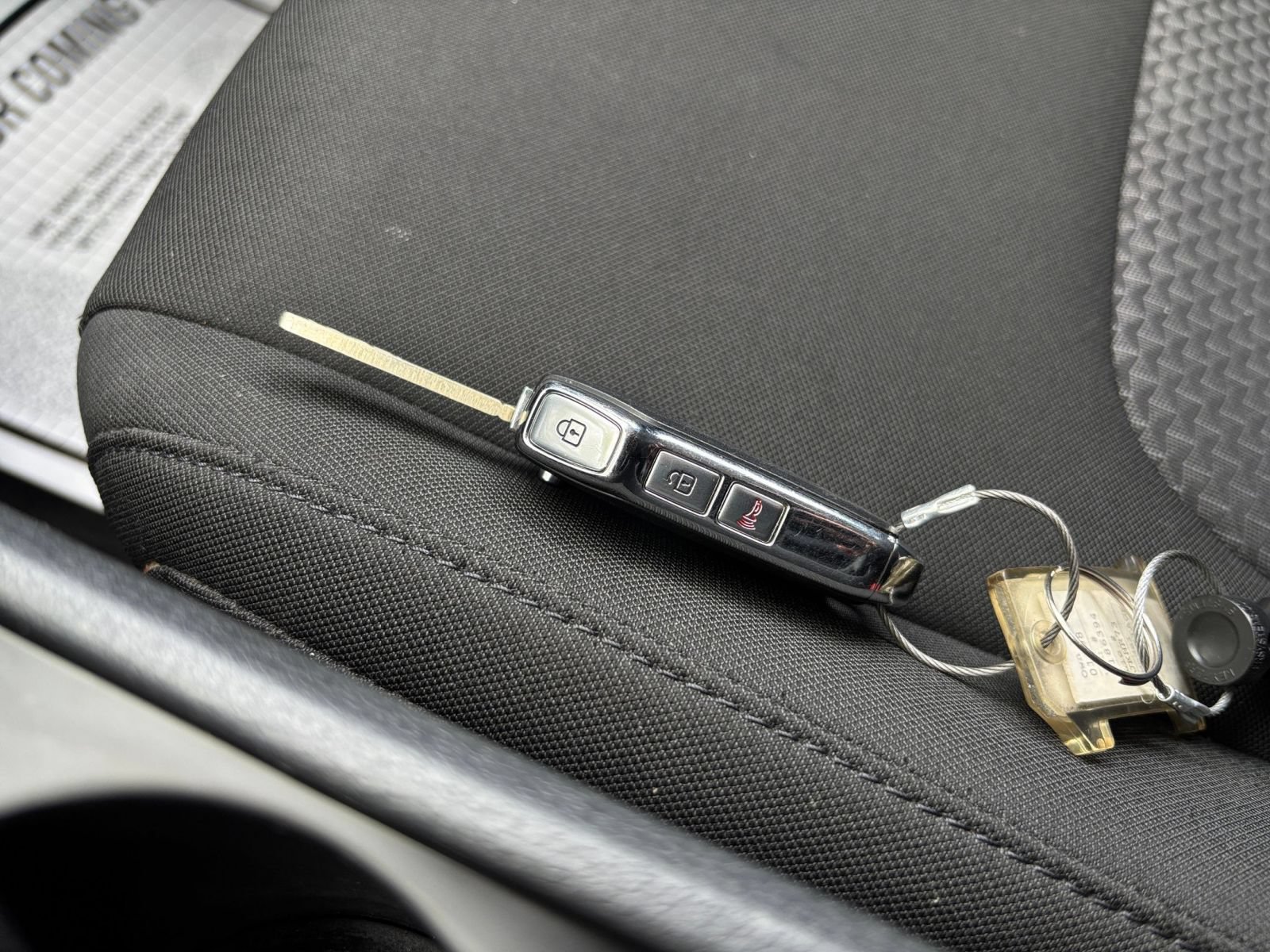 Used 2025 Kia Sportage LX FWD image 22