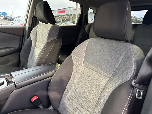 Certified 2023 Nissan Rogue SV AWD/4WD image 25