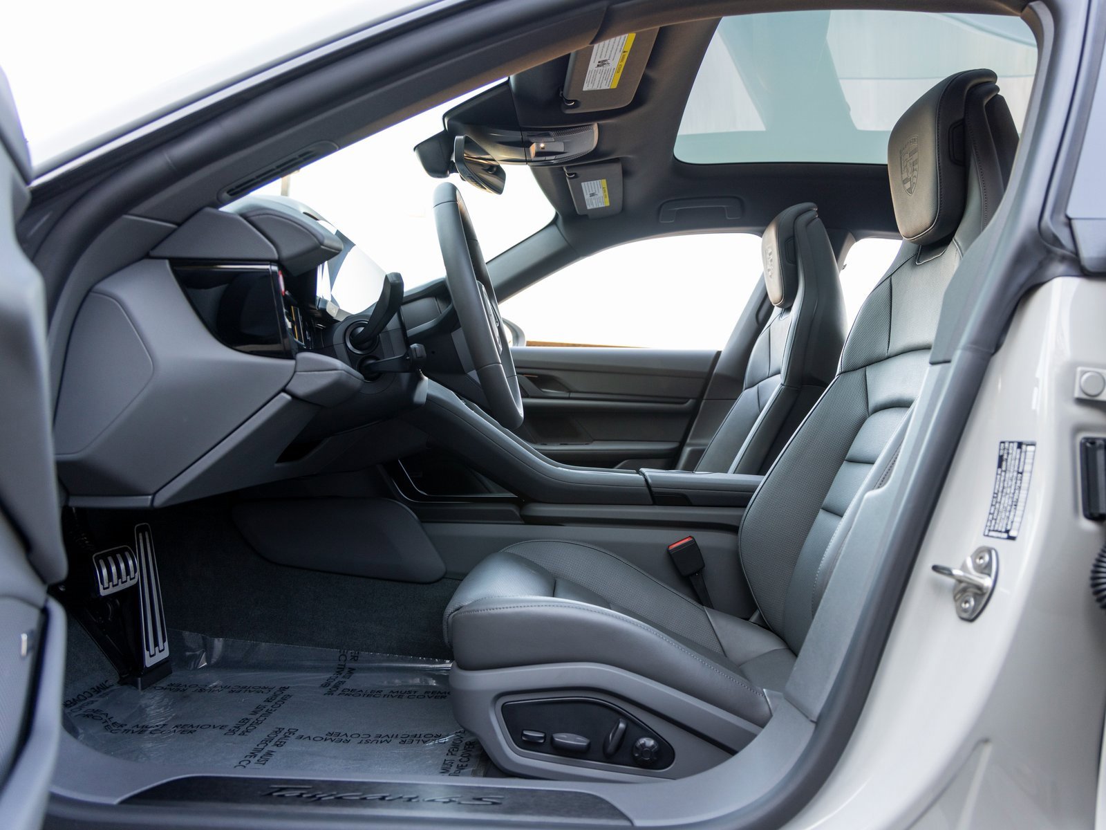 Used 2025 Porsche Taycan 4S image 27