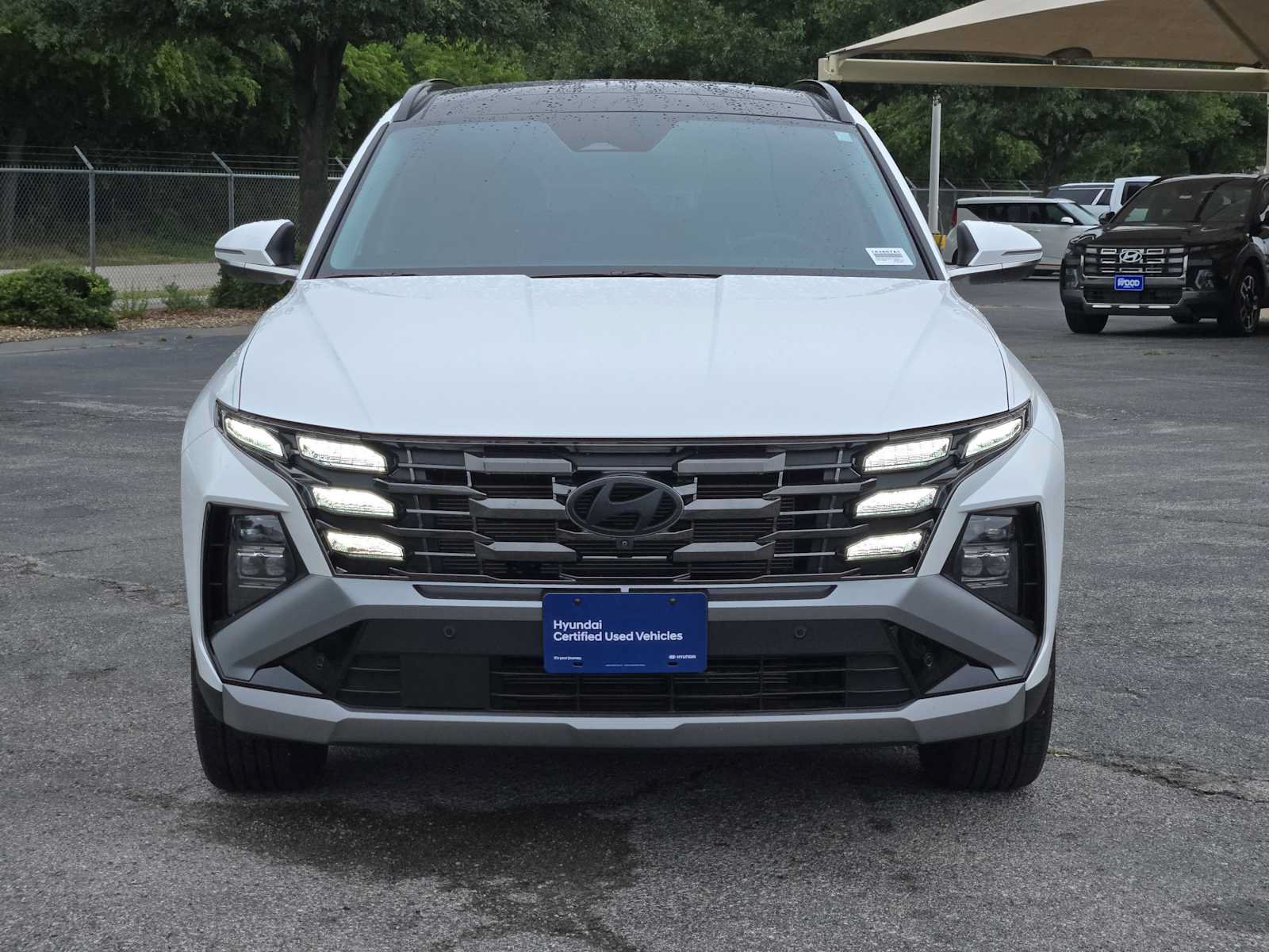Certified 2025 Hyundai Tucson Limited FWD image 2