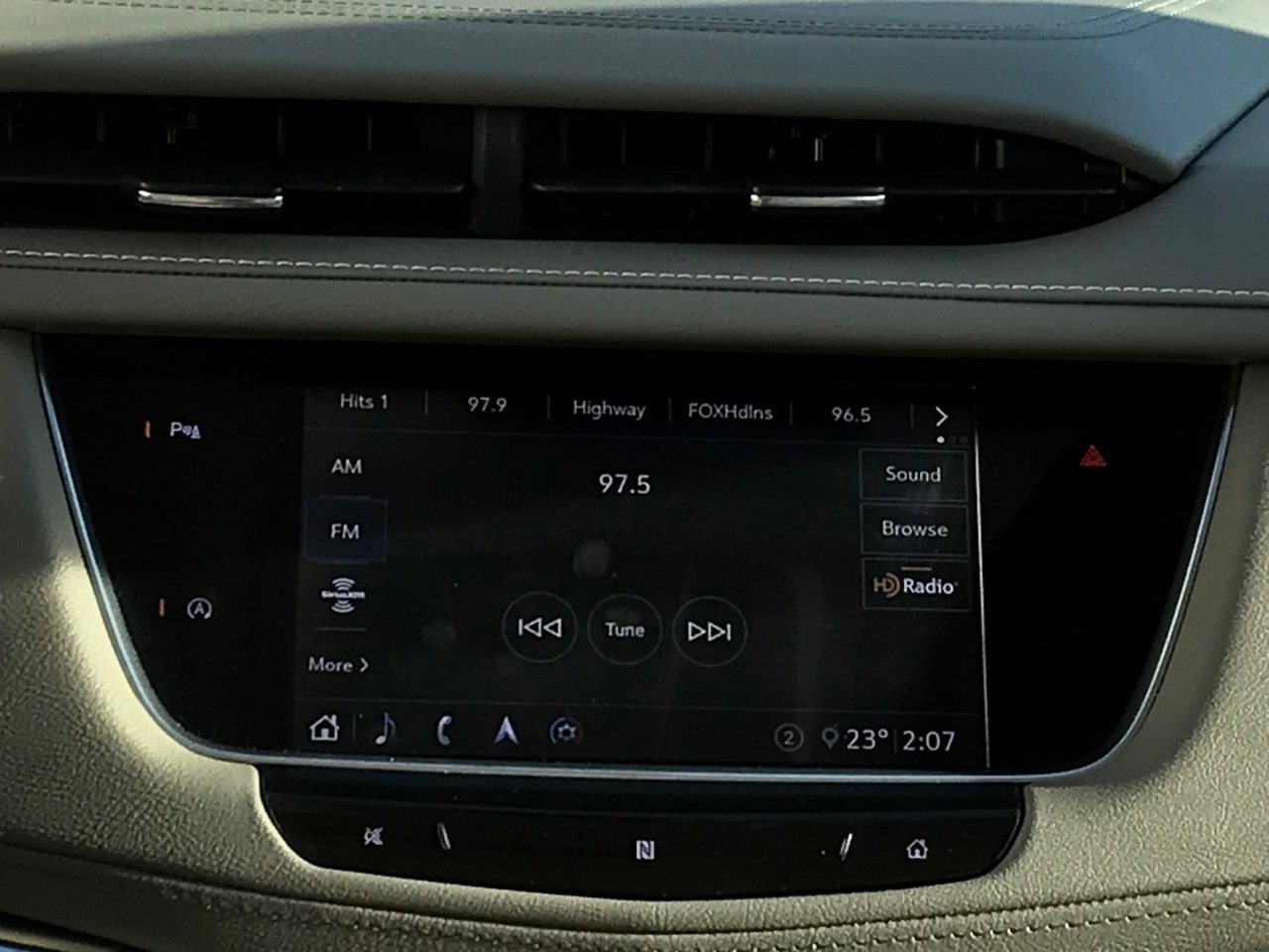 Used 2020 Cadillac XT5 Premium Luxury image 7