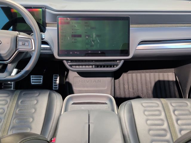 Used 2024 Rivian R1S Adventure image 3