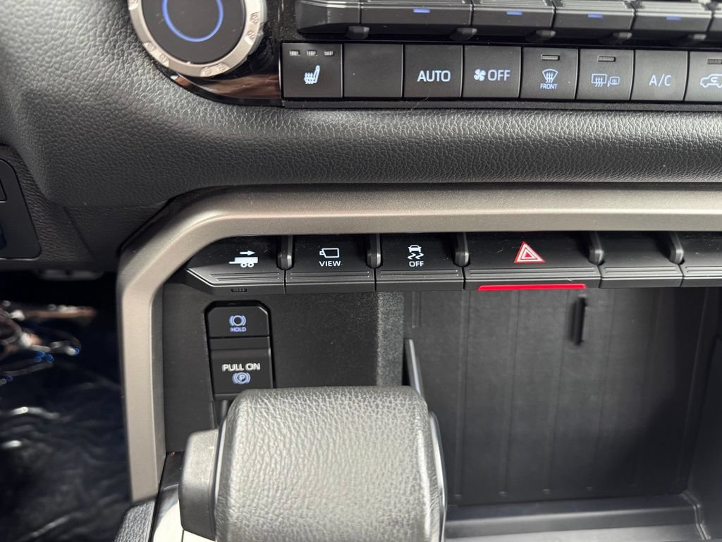 Used 2024 Toyota Sequoia SR5 w/ SR5 Premium Package AWD/4WD image 37