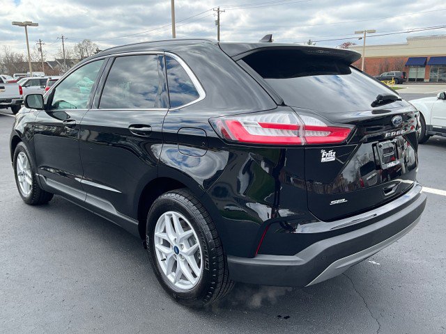Used 2022 Ford Edge SEL w/ Convenience Package image 5