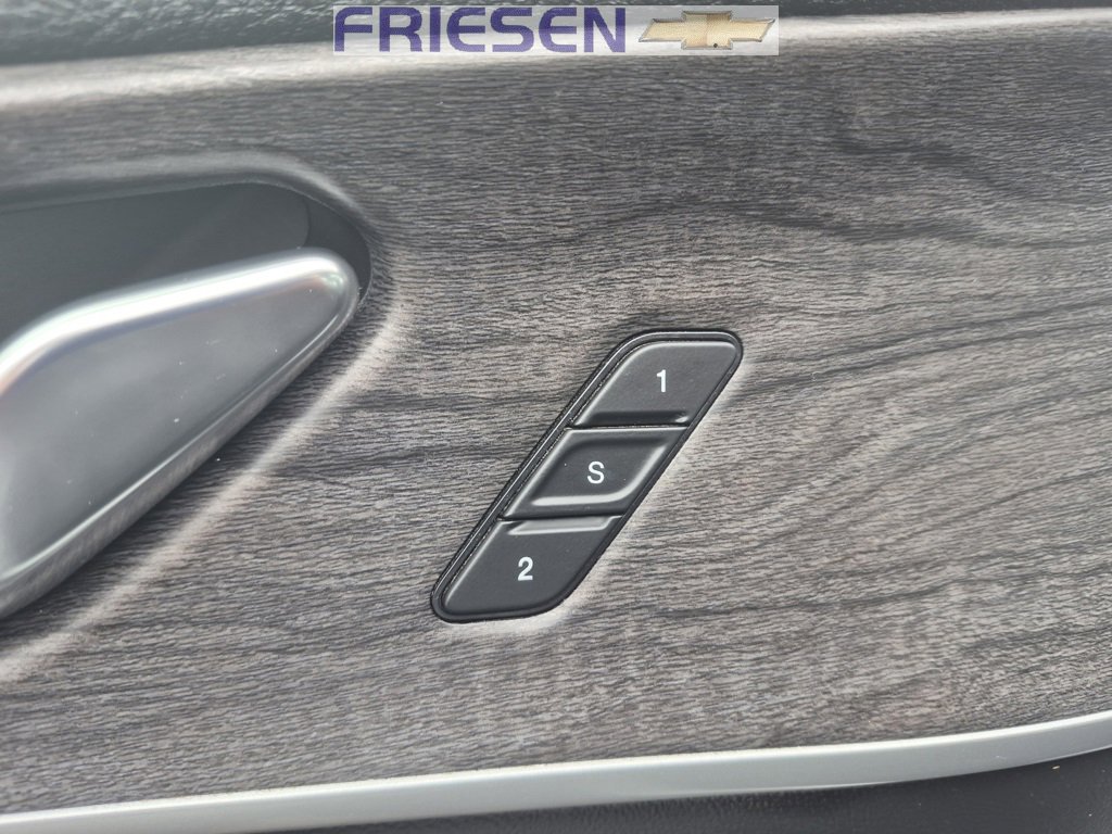 Used 2024 Jeep Grand Cherokee L Limited w/ Luxury Tech Group II image 14