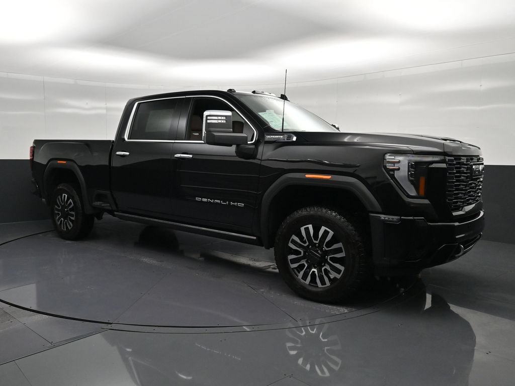 Used 2025 GMC Sierra 2500 Denali Ultimate AWD/4WD image 5