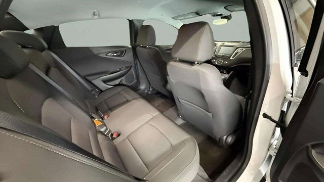 Used 2018 Chevrolet Malibu LS image 26