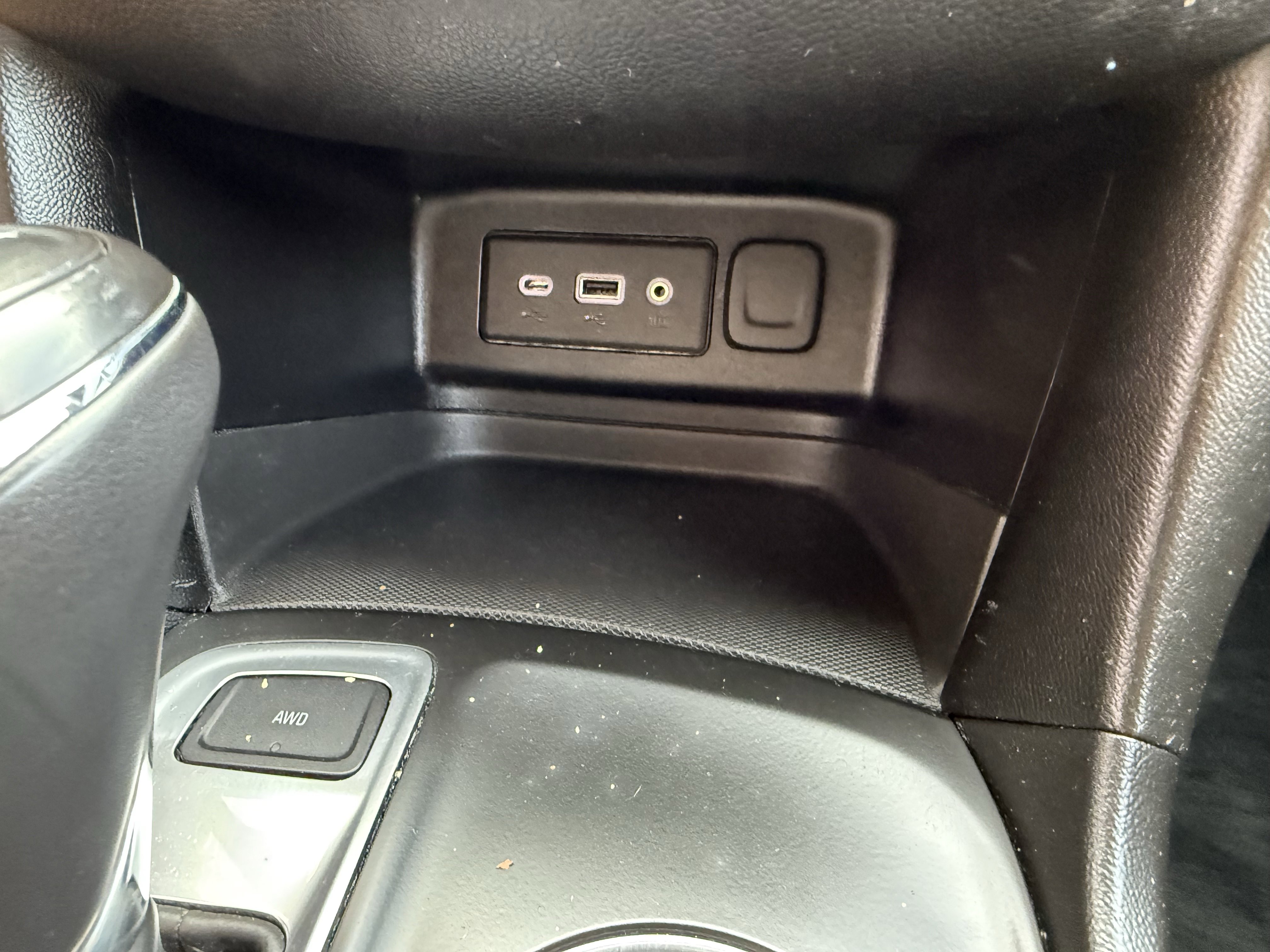 Used 2019 Chevrolet Equinox LT image 26