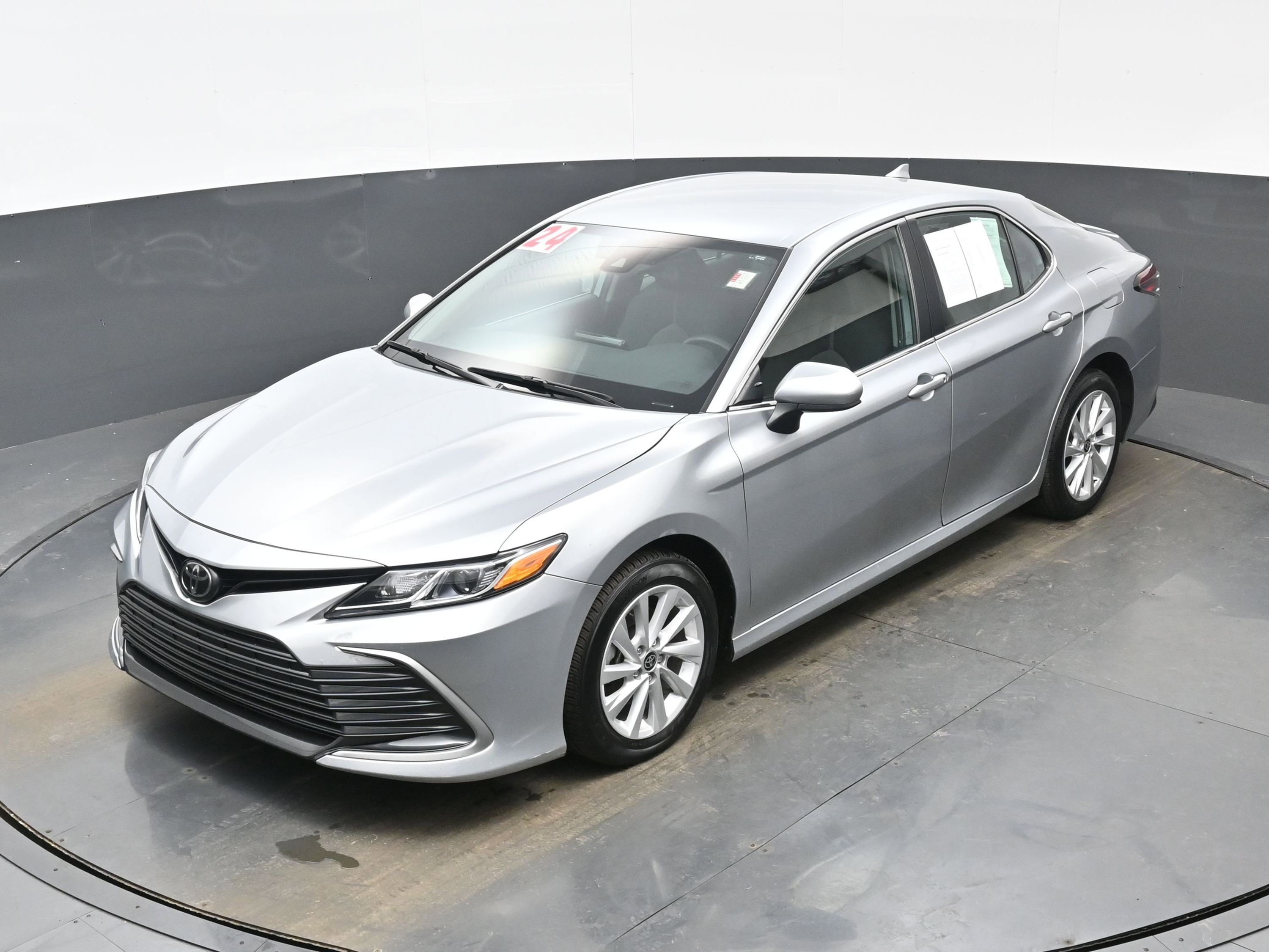 Used 2024 Toyota Camry LE image 35