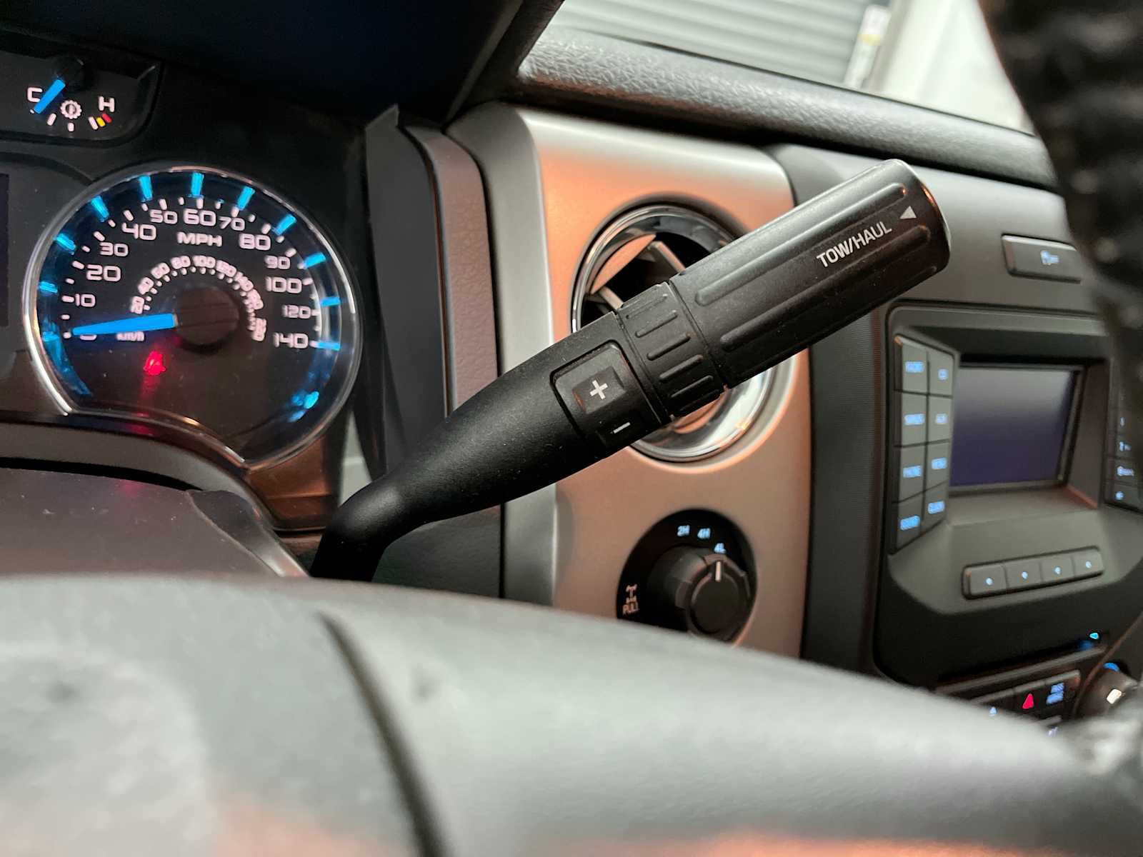 Used 2013 Ford F150 XLT w/ Luxury Equipment Group AWD/4WD image 26