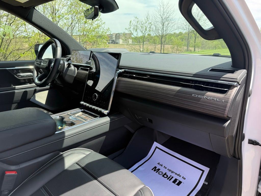 Used 2025 GMC Sierra EV Denali image 31
