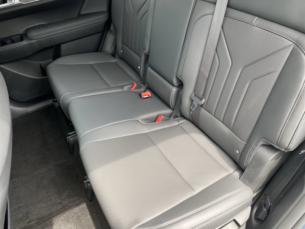 New 2027 Hyundai Santa Fe SEL FWD image 28