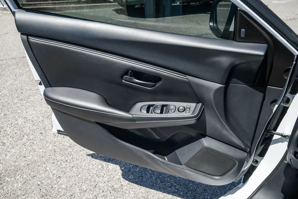 Used 2025 Nissan Sentra S FWD image 24