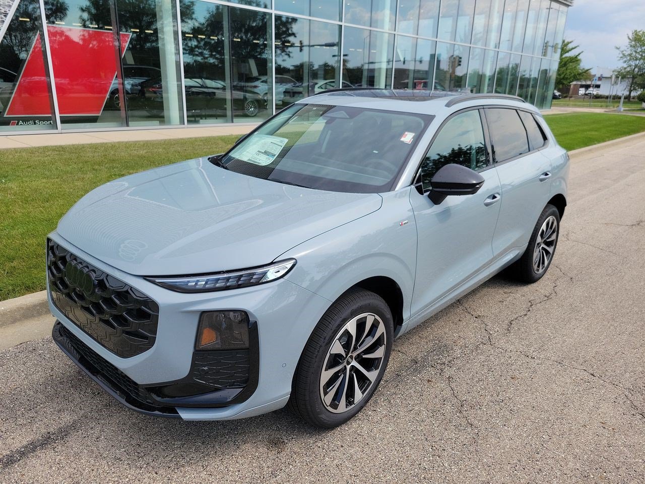 New 2026 Audi Q3 quattro 2.0T AWD/4WD image 24