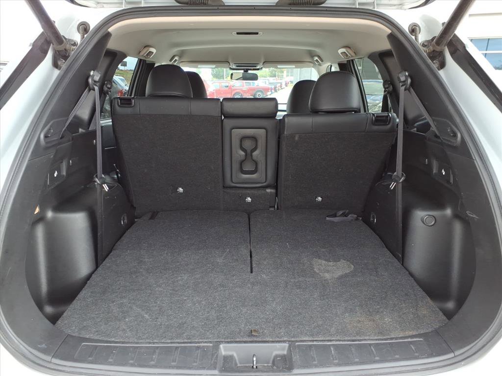 Used 2024 Mitsubishi Outlander SE image 36