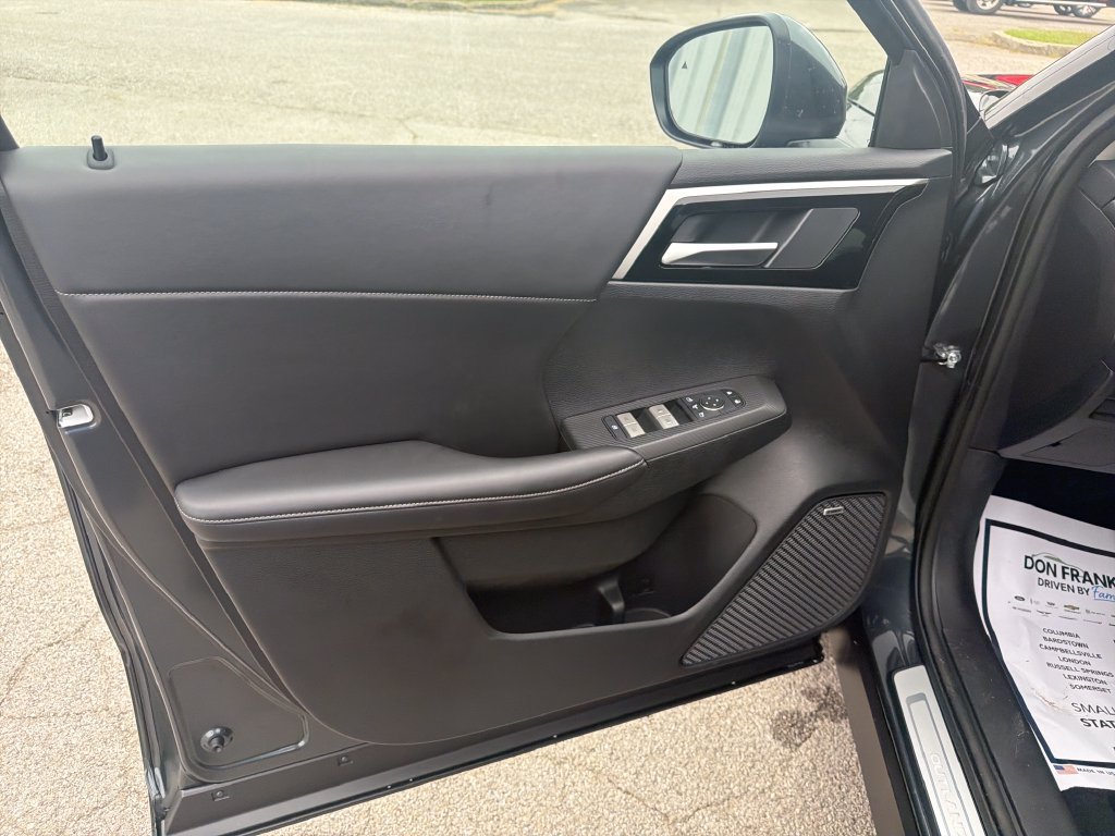 New 2026 Mitsubishi Outlander SE AWD/4WD image 12