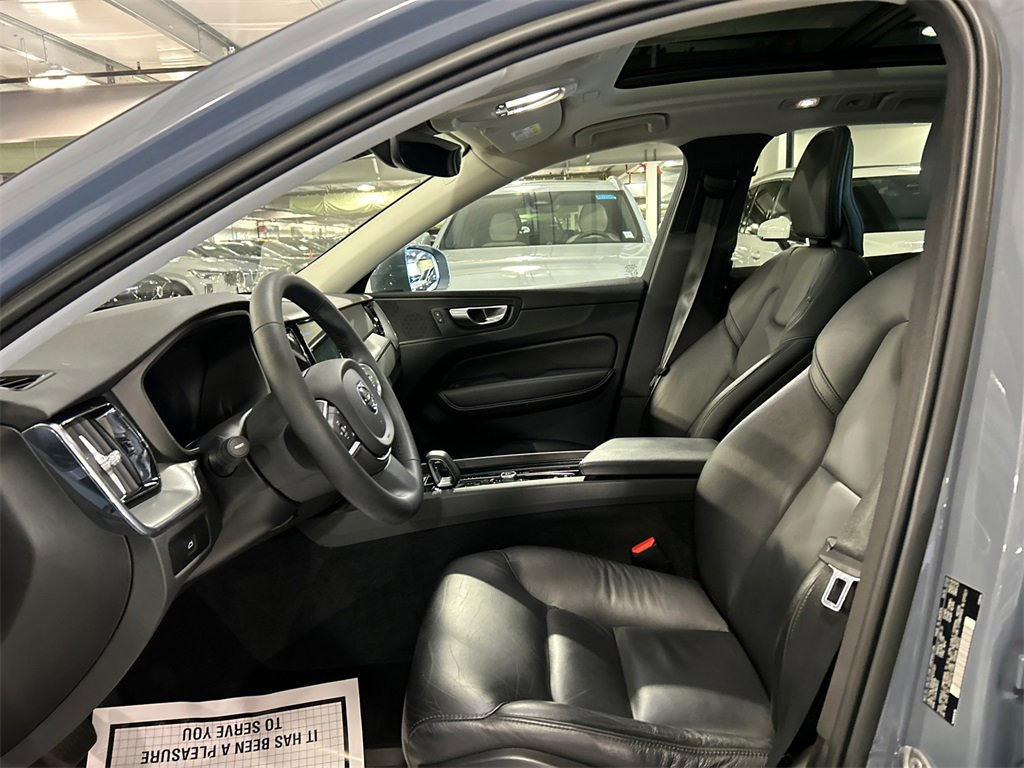 Certified 2023 Volvo XC60 B5 Core w/ Climate Package image 10