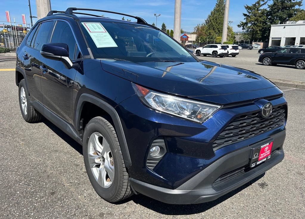Certified 2021 Toyota RAV4 XLE w/ XLE Grade Weather Package AWD/4WD image 3