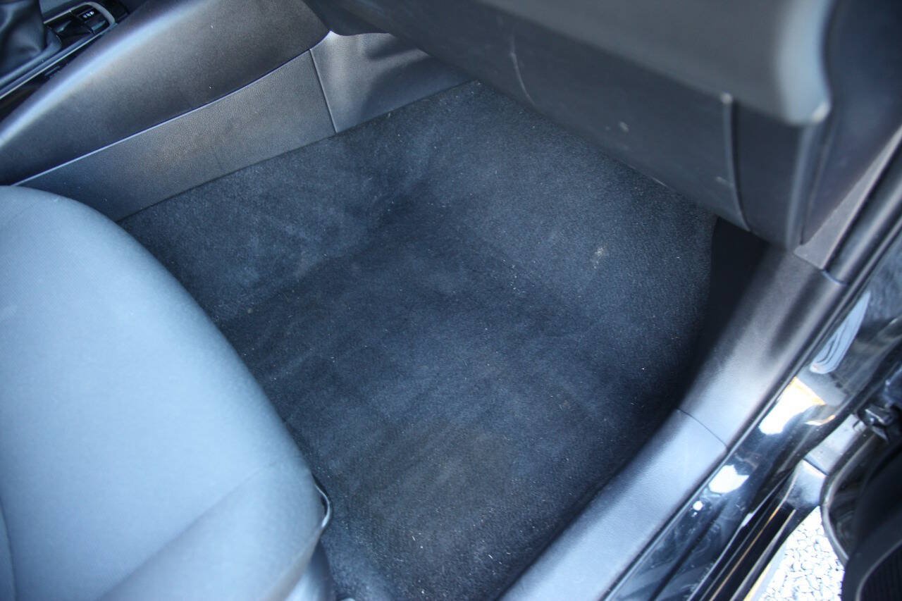 Used 2021 Toyota Corolla LE FWD image 54