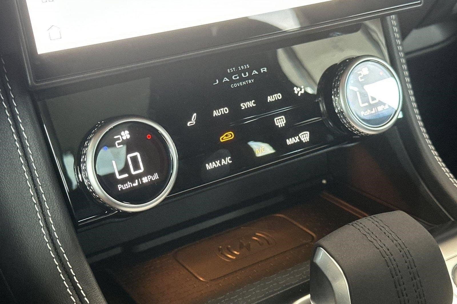 New 2026 Jaguar F-PACE R-Dynamic S AWD/4WD image 17