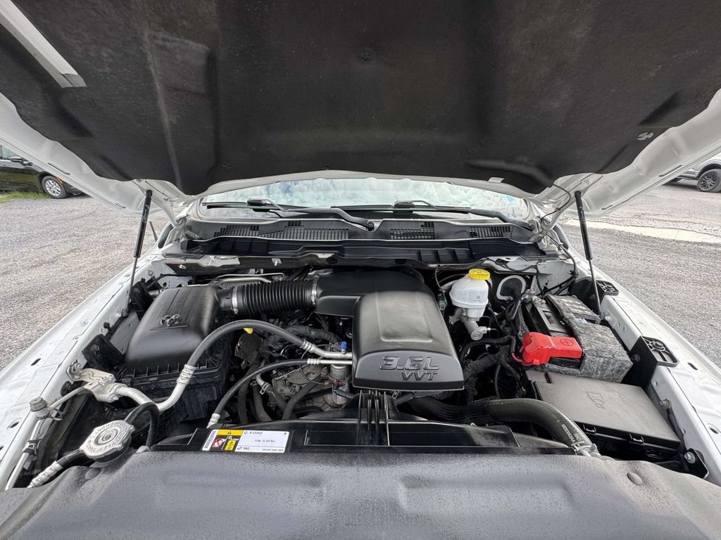 Used 2020 RAM 1500 Warlock AWD/4WD image 12