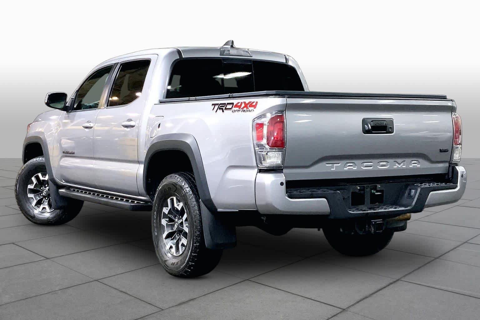 Used 2021 Toyota Tacoma TRD Off-Road w/ TRD Premium Off Road Package AWD/4WD image 12