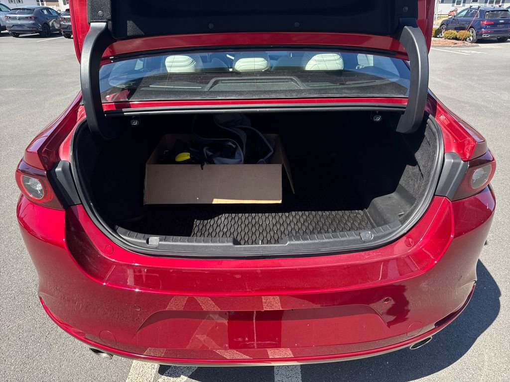 Used 2025 MAZDA MAZDA3 2.5 Turbo Sedan w/Premium Plus image 16