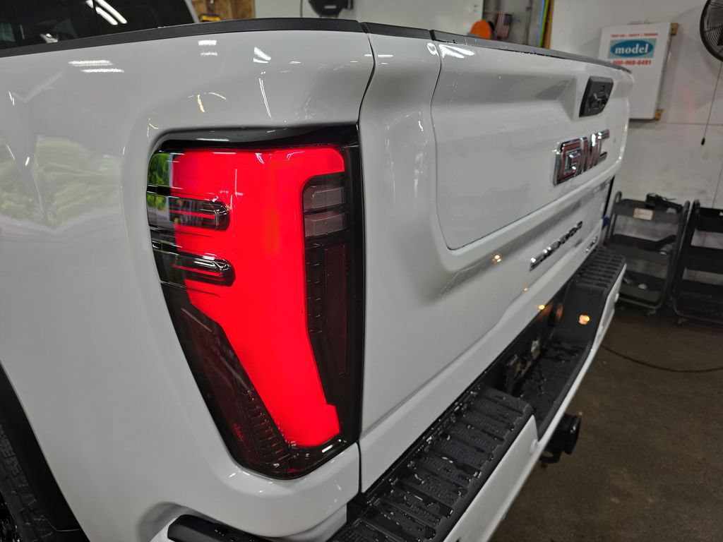 New 2026 GMC Sierra 3500 AT4 w/ Technology Package AWD/4WD image 36