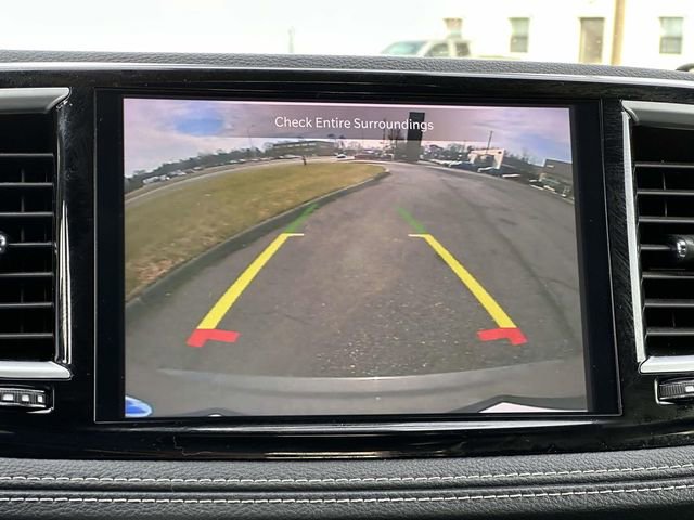 Used 2025 Chrysler Pacifica Limited image 20