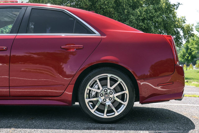 Used 2010 Cadillac CTS V w/ Wood Trim Package RWD image 5