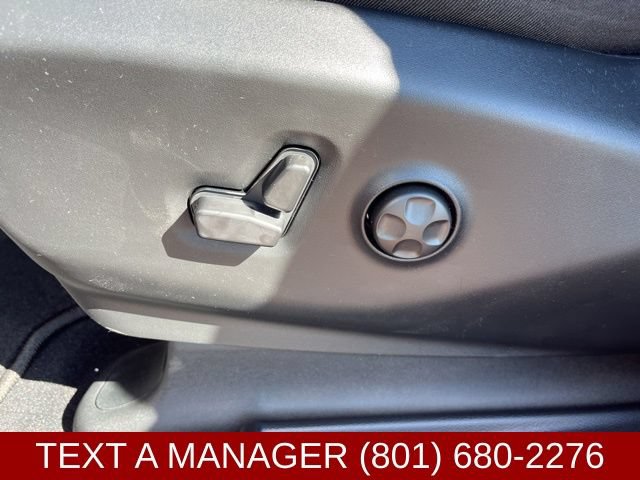 New 2026 Chrysler Pacifica Select FWD image 14