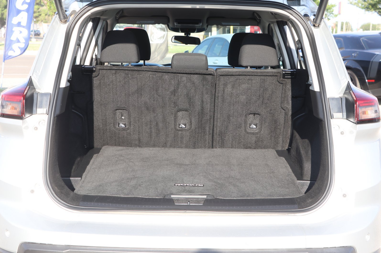 Used 2024 Nissan Rogue SV AWD/4WD image 28