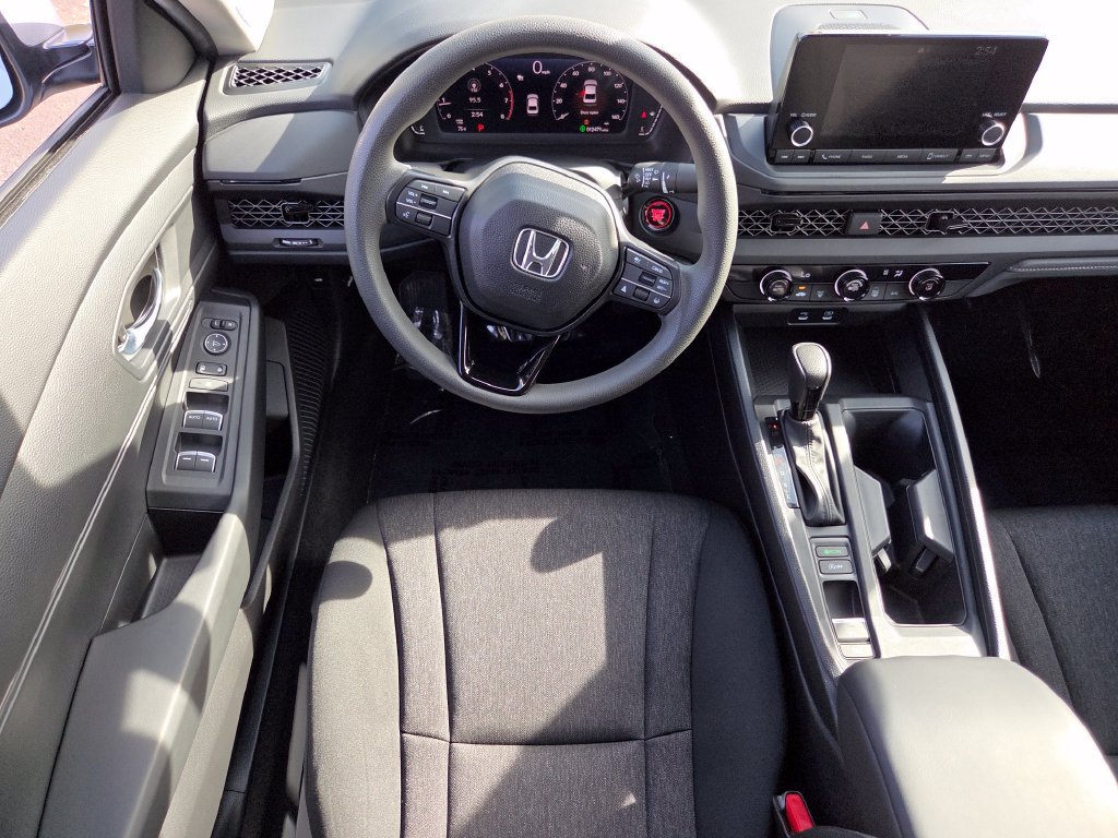 Used 2025 Honda Accord LX image 26