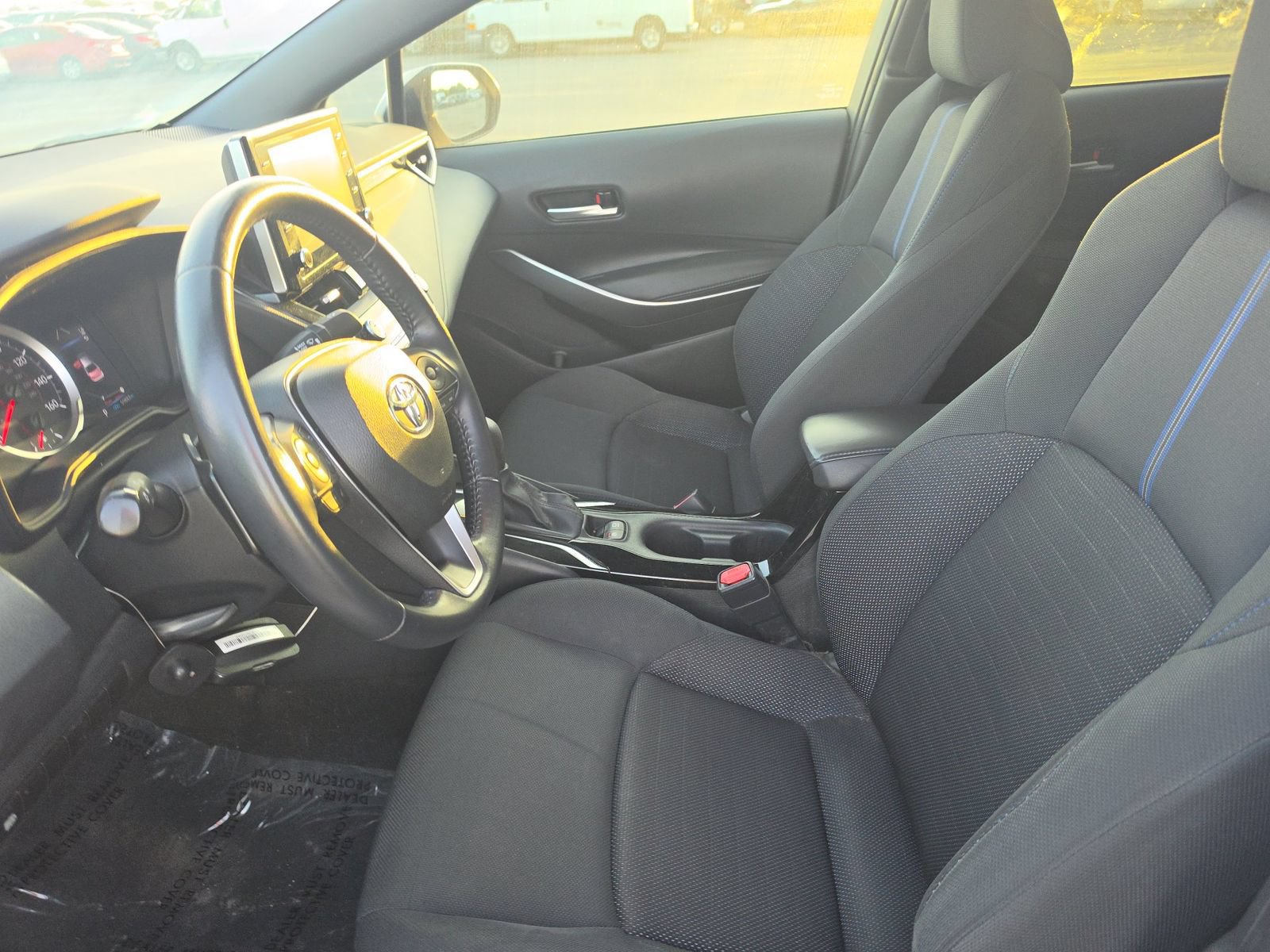 Used 2020 Toyota Corolla SE FWD image 6