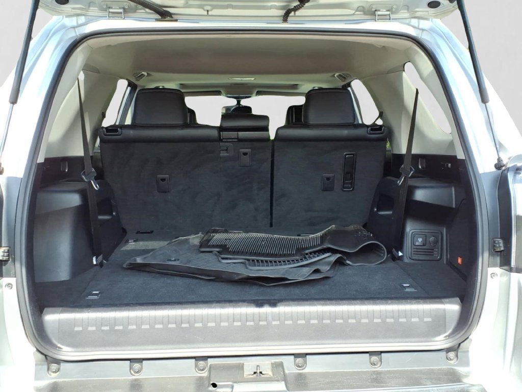 Used 2018 Toyota 4Runner Limited RWD image 36