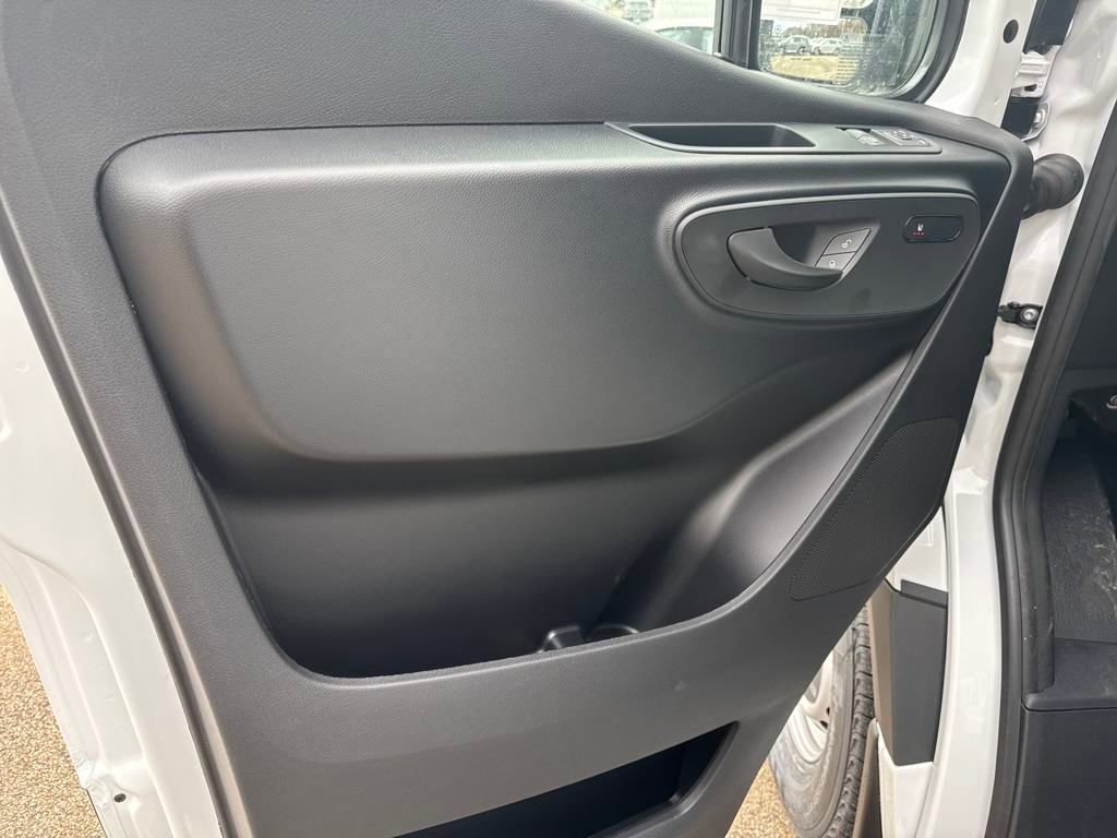New 2025 Mercedes-Benz Sprinter 2500 image 10