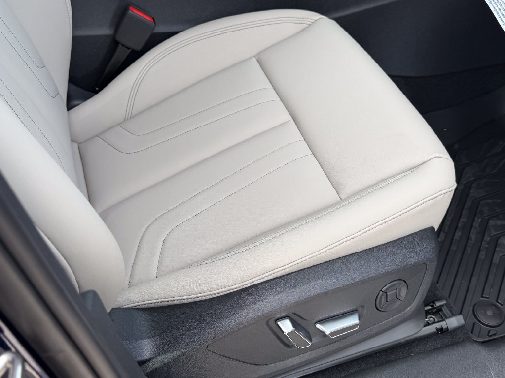 New 2026 Audi Q3 quattro 2.0T AWD/4WD image 13