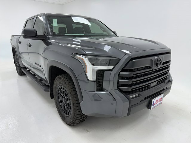 New 2026 Toyota Tundra SR5 w/ SR5 Convenience Package image 2