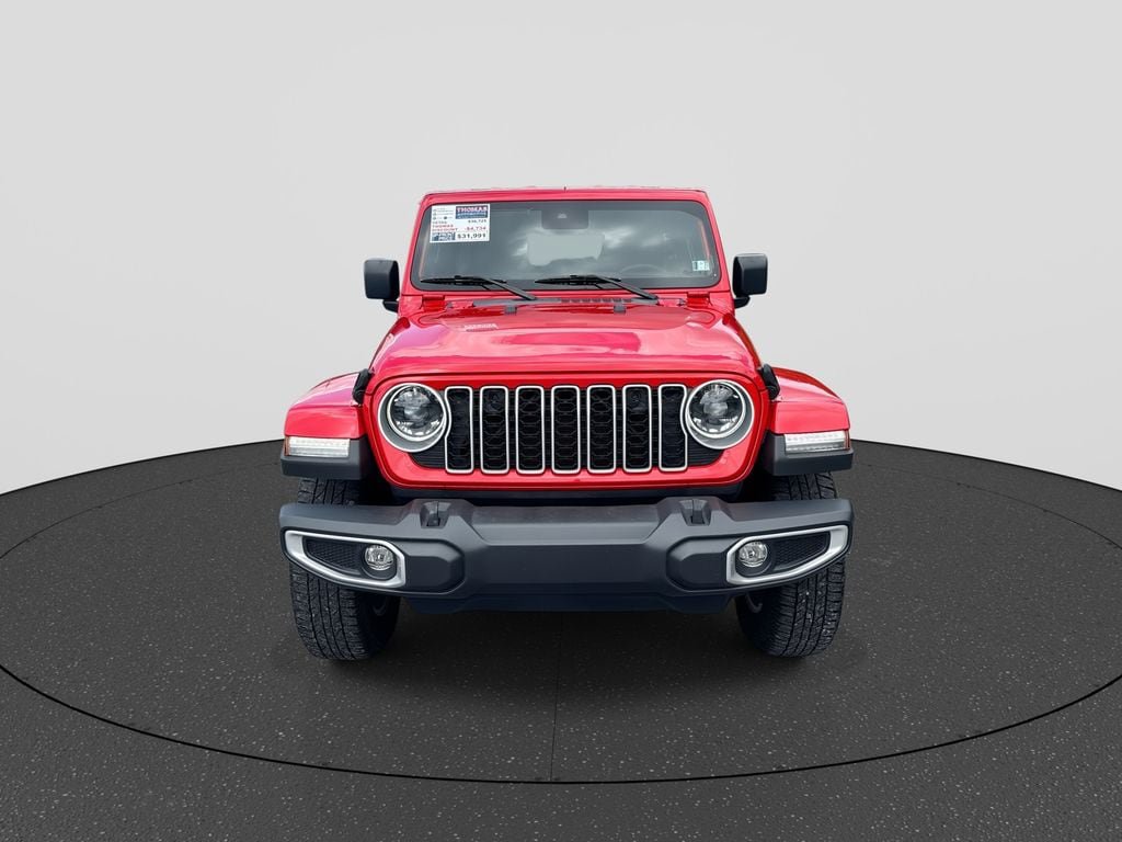Used 2024 Jeep Wrangler Unlimited Sahara AWD/4WD image 3