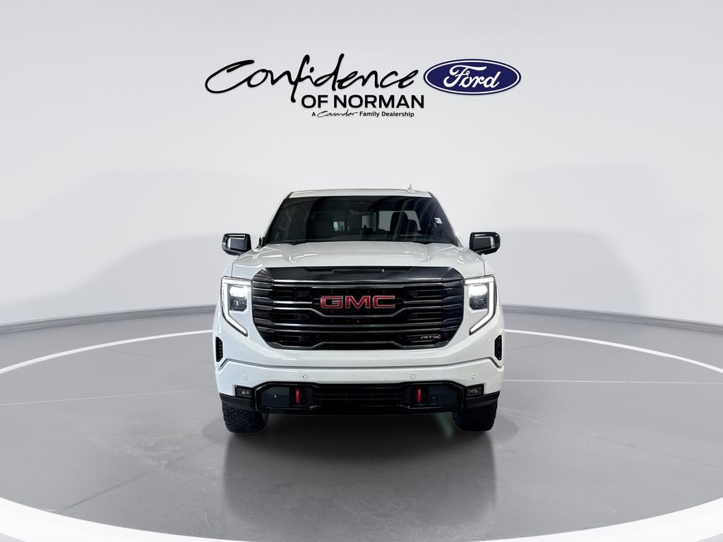 Used 2023 GMC Sierra 1500 AT4 w/ AT4 Premium Package AWD/4WD image 2