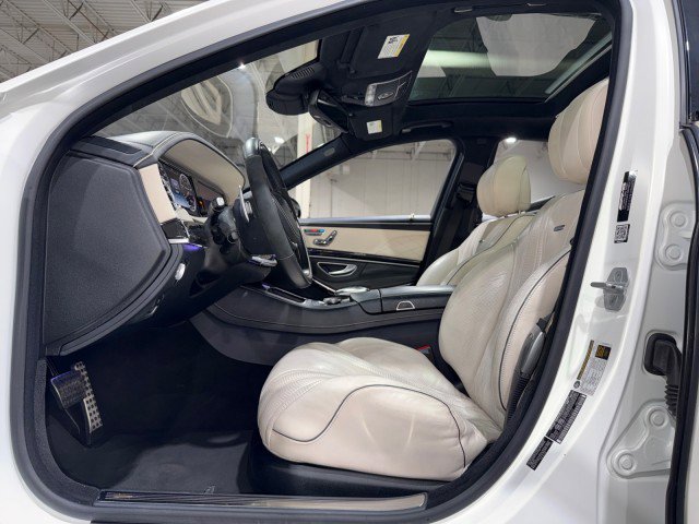 Used 2015 Mercedes-Benz S 63 AMG 4MATIC Sedan image 9