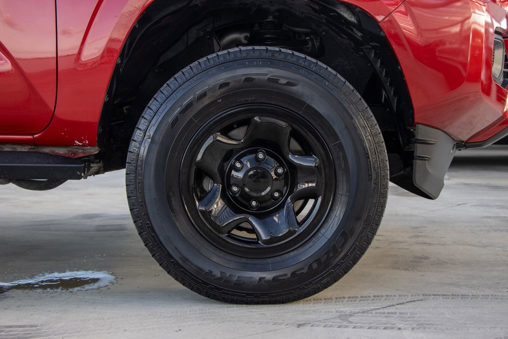 Used 2021 Toyota Tacoma SR w/ SR Convenience Package image 39